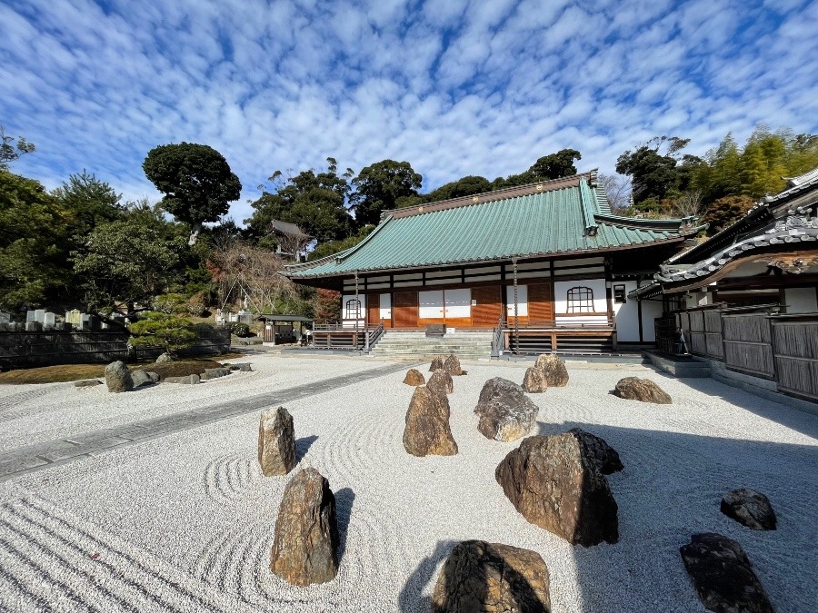 本日SinQ サロン　龍雲寺にて