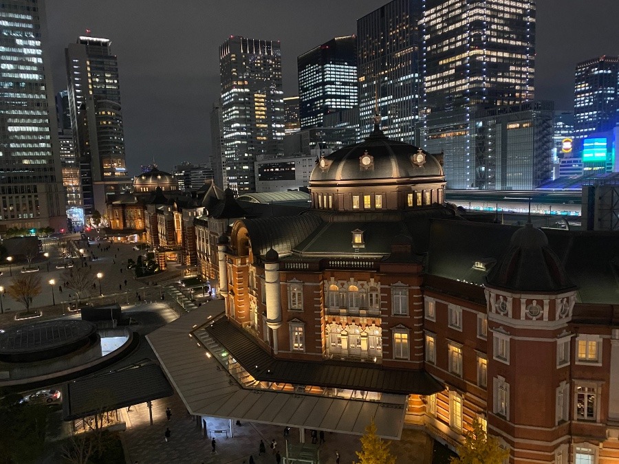 東京駅丸の内口から☆