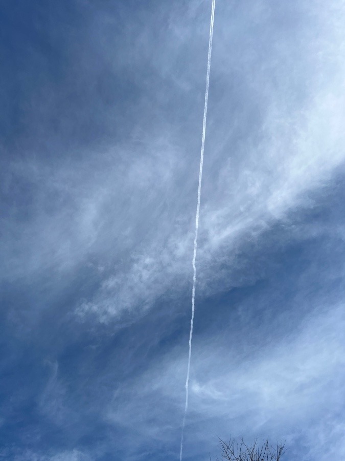 ひこうき雲⋆⸜☁️⸝‍⋆