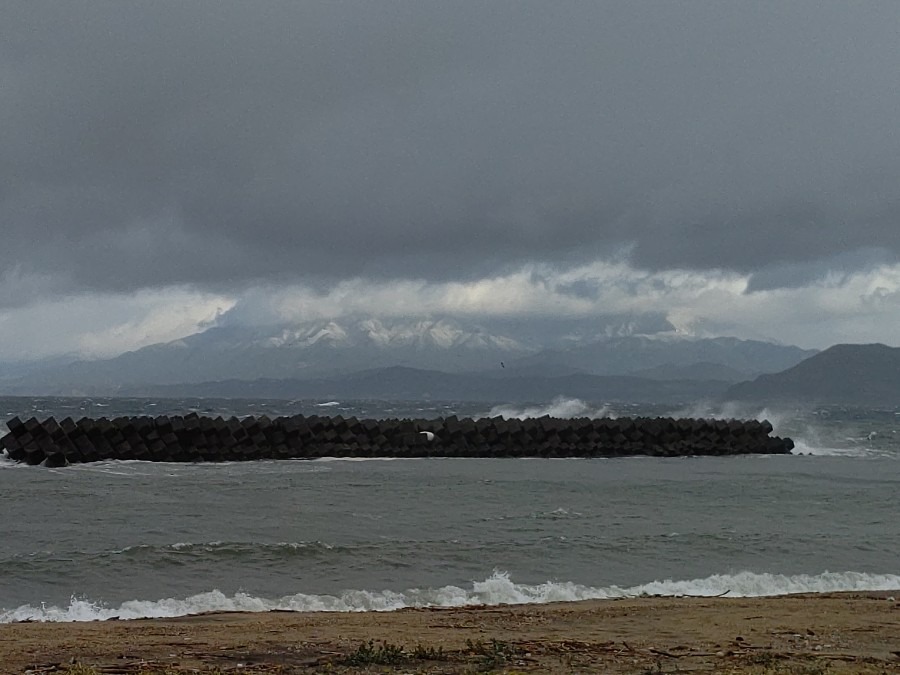 北風が☔️❄️🌊