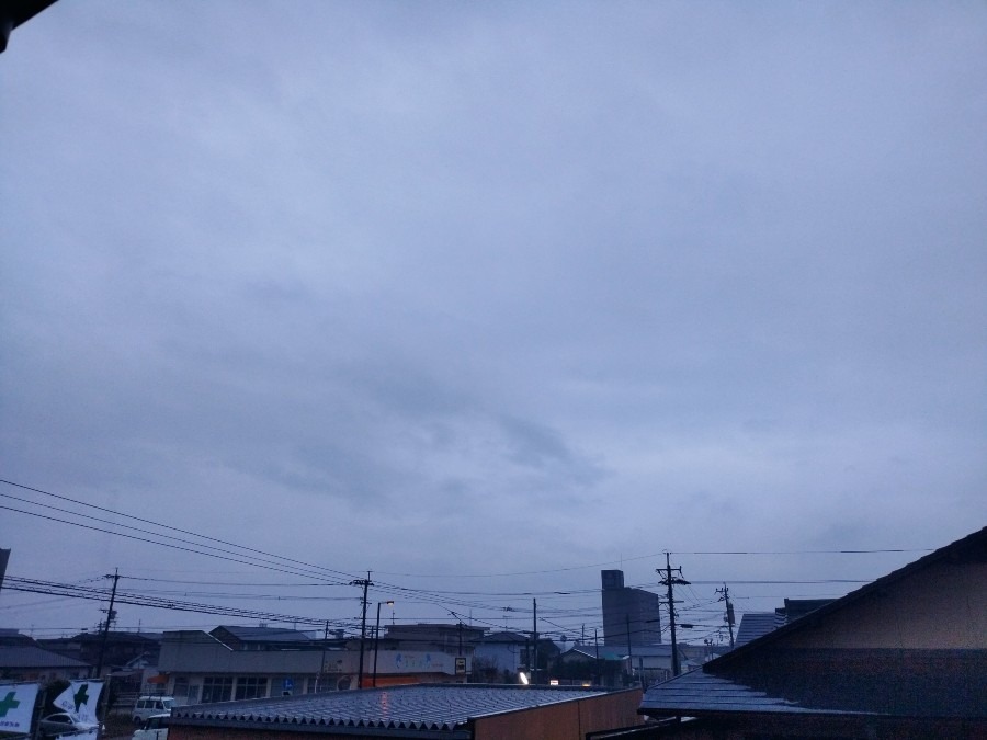 都城市（2022/12/4）今朝は雨😓↘️（東の空）①