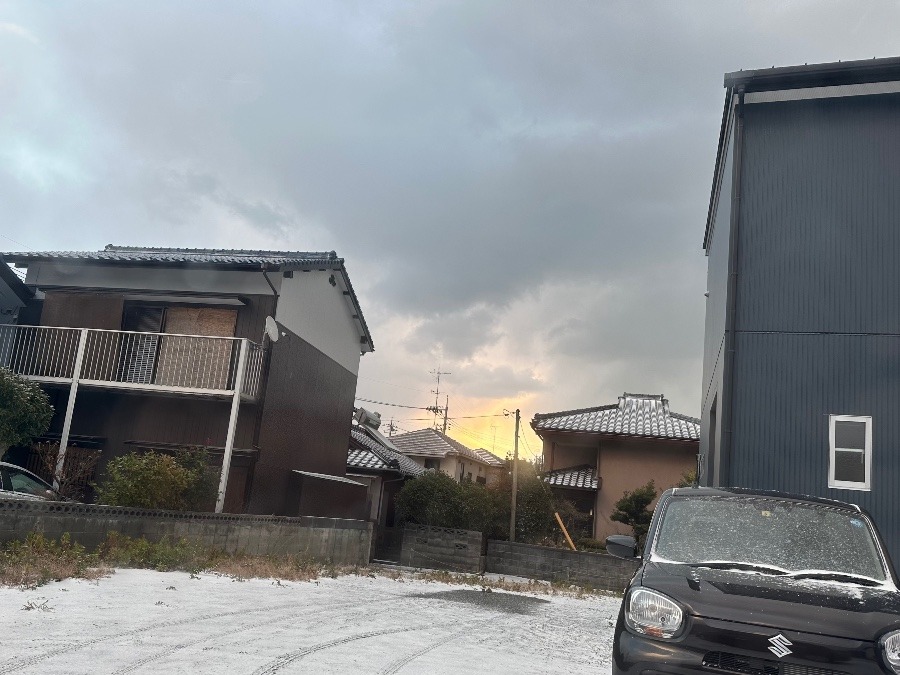 朝の空　8時前