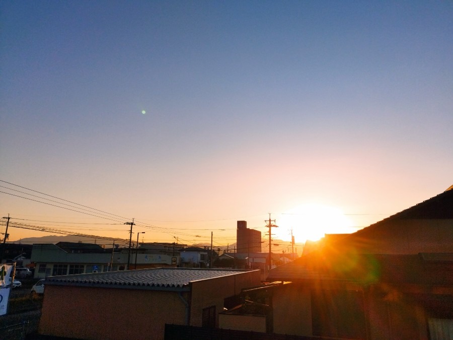 都城市（2022/12/13）今朝も晴れてます😊↗️（東の空）②