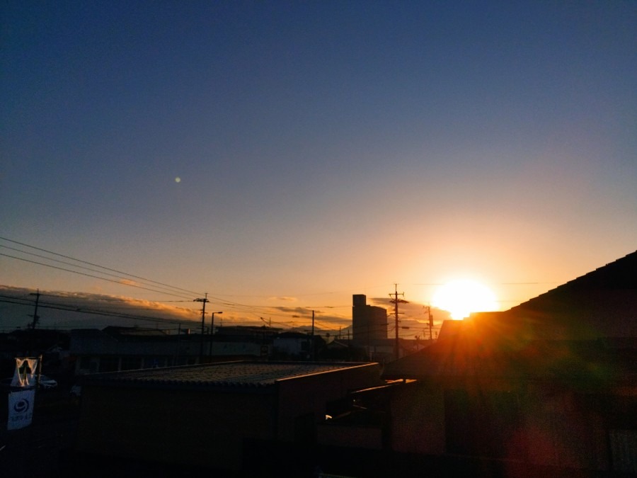 都城市（2022/12/12）今朝も晴れてます😊↗️（東の空）②