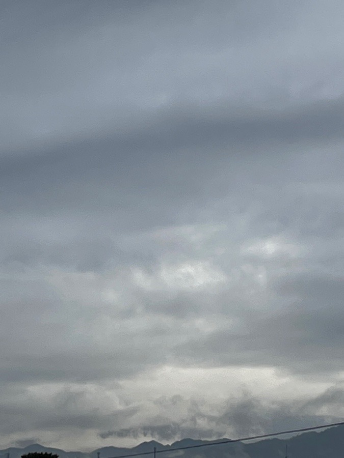 雨も上がり幻想的な風景が