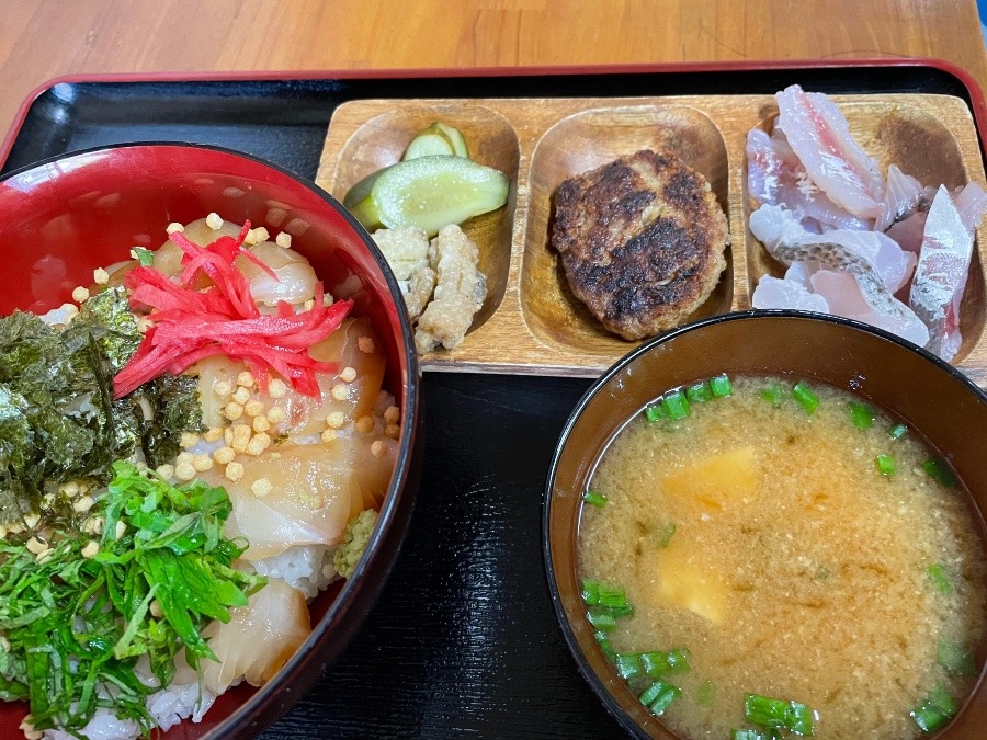 鯛のお茶漬け定食😁