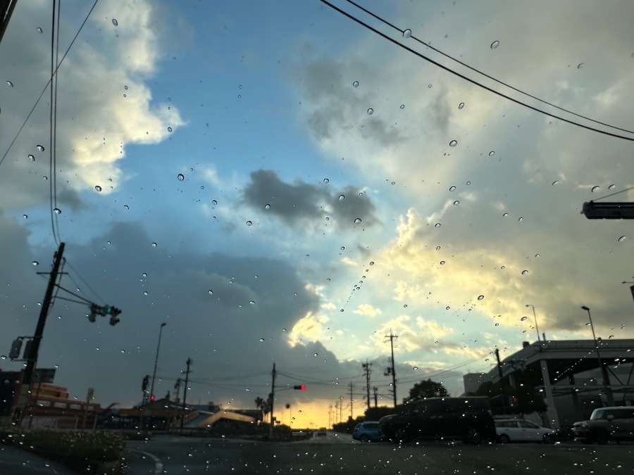 朝の空　8時