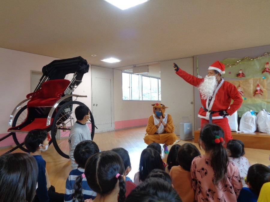 つどちゃんのちょっとだけ古いニュース　幼稚園のクリスマス会