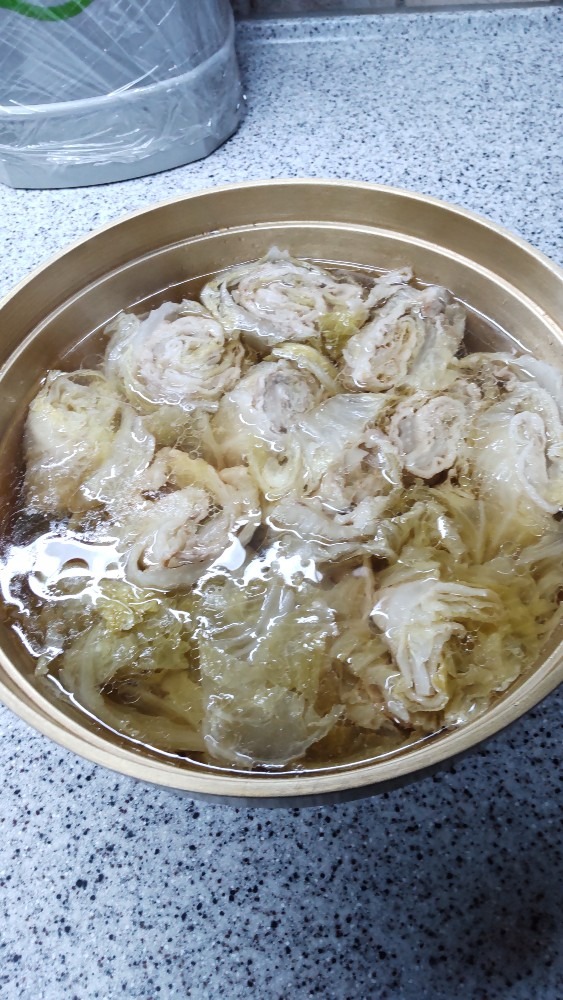 白菜と豚バラロール鍋