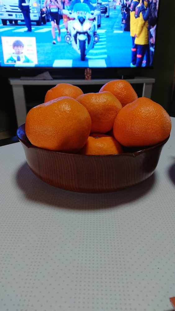 こたつでみかん🍊食べながら〜箱根駅伝観賞