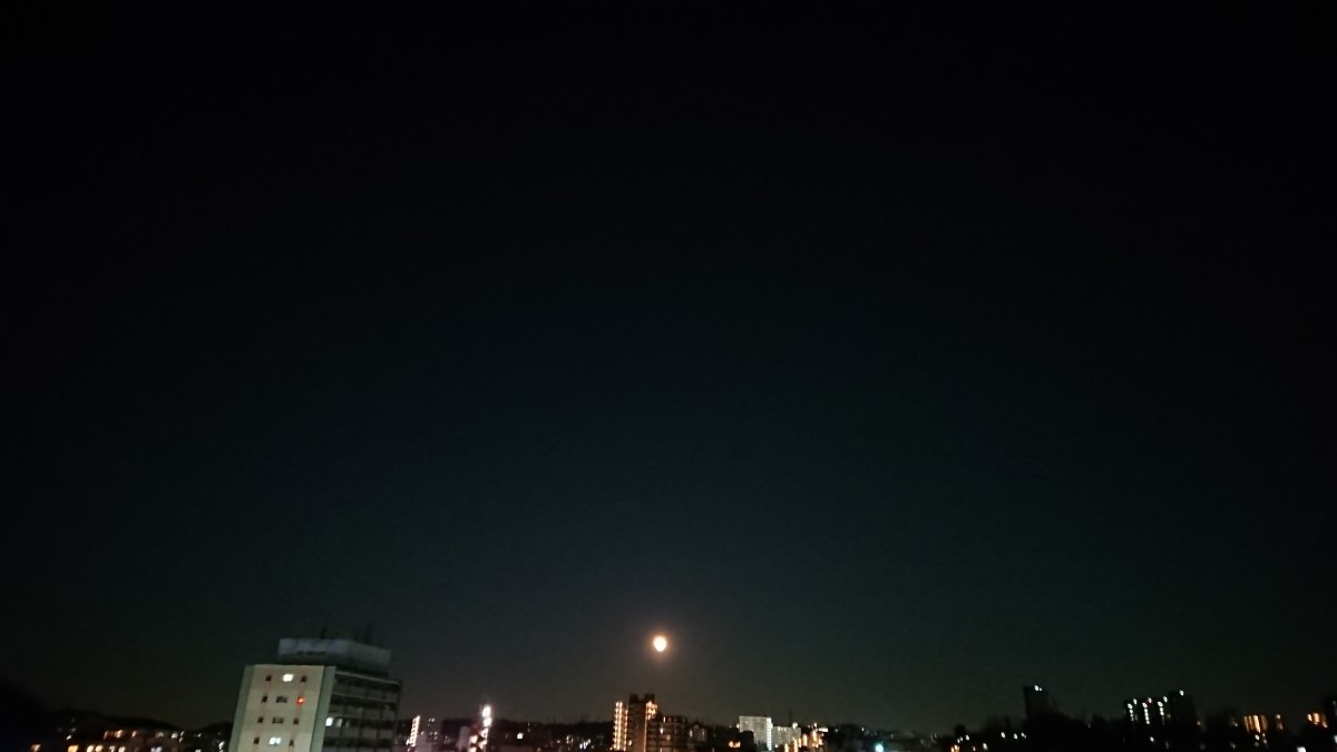 なんて綺麗な月🌔