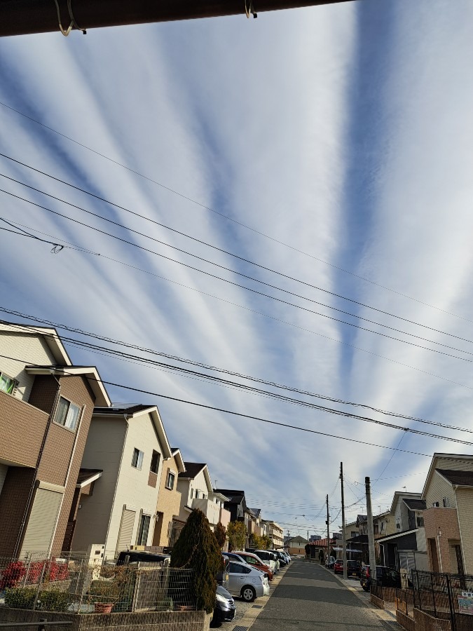 チョト気になる雲！？