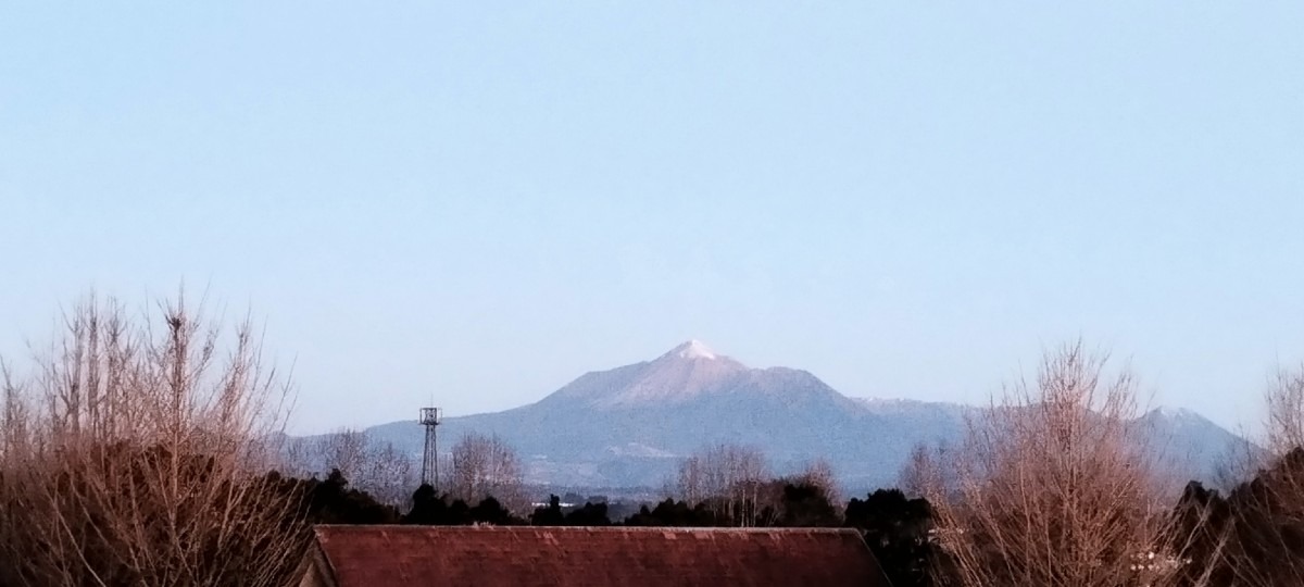 都城市（2023/1/31）今日の霧島😌↗️（西の空）