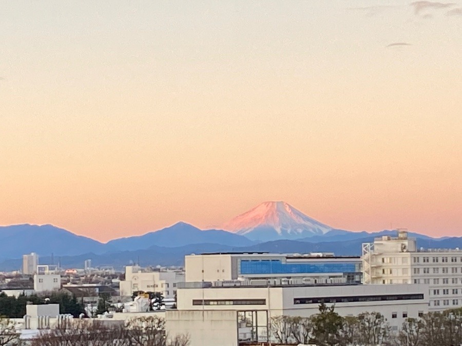 今朝の富士山 2023-4