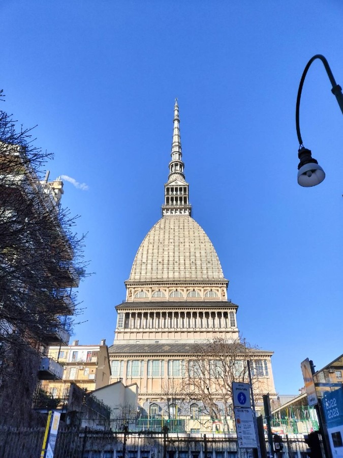 おはようございます　トリノの空だけどね