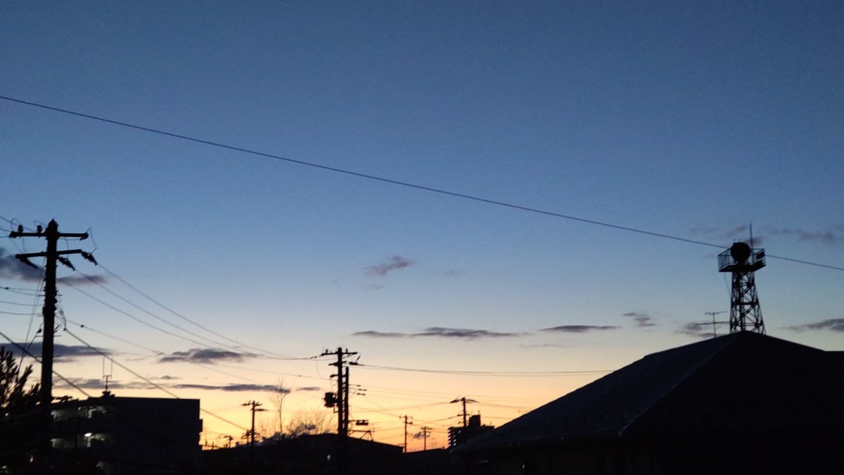 6:10の朝空、晴れるかな。