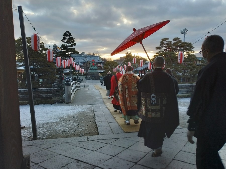 大勧進のお朝事