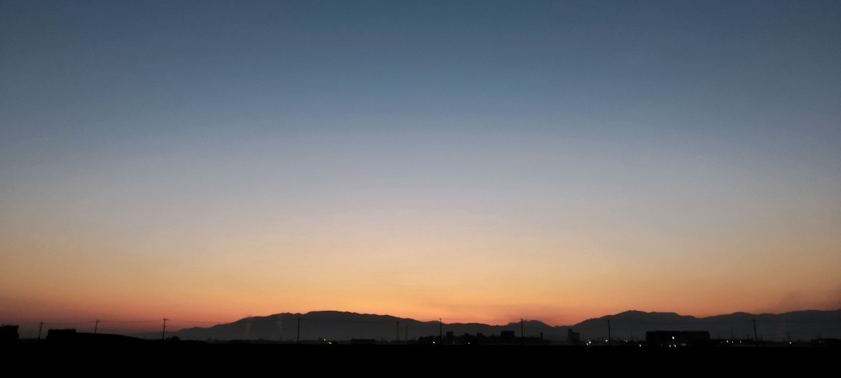 都城市（2023/3/7）今朝の朝焼け😊！（東の空）①