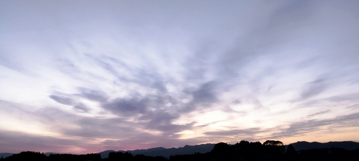 都城市（2023/3/29）今朝の朝焼け😊！（東の空）①