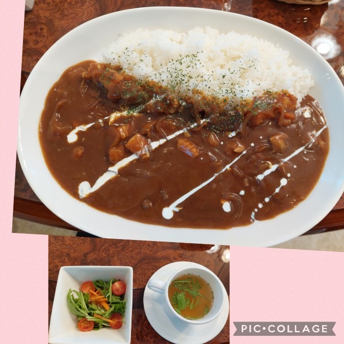 今日のランチはシーフードカレー