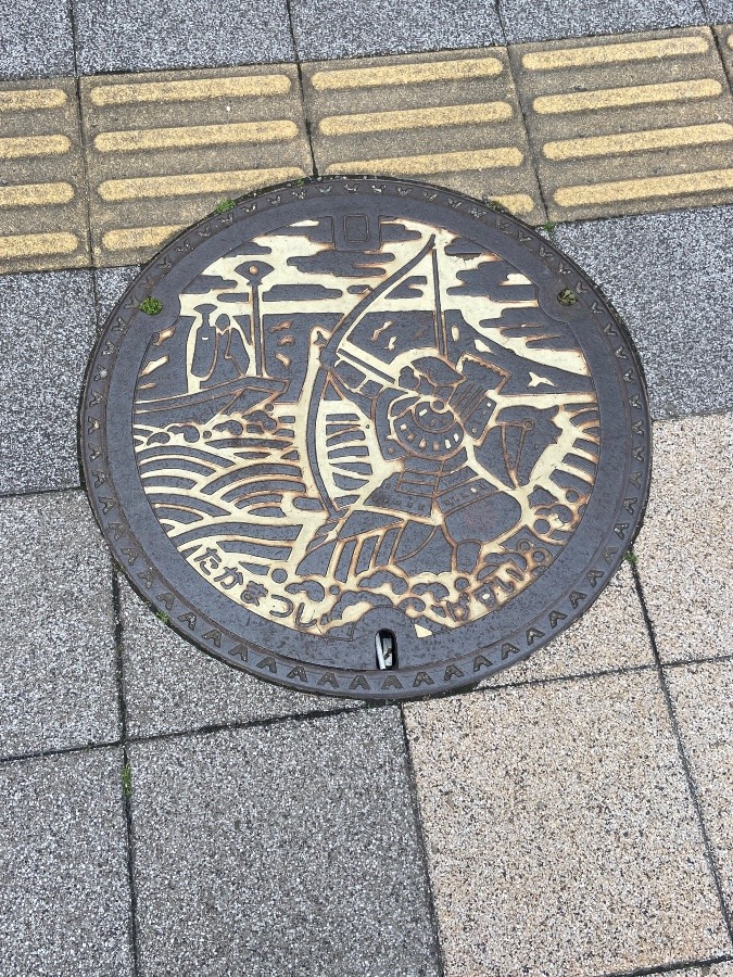 香川県高松市マンホールの蓋