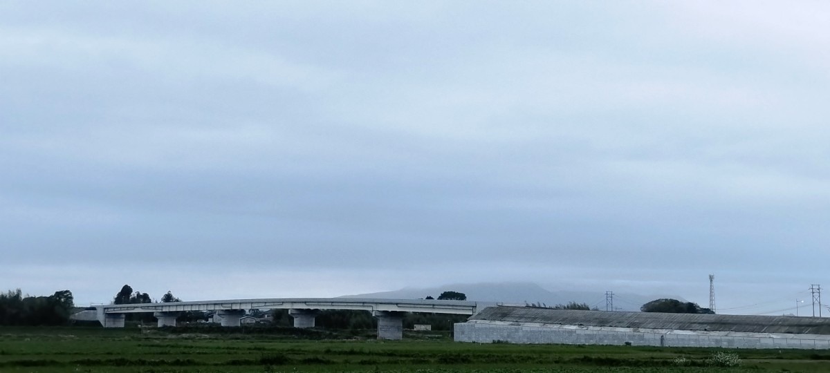 都城市（2023/4/21）今日の霧島😓（西の空）