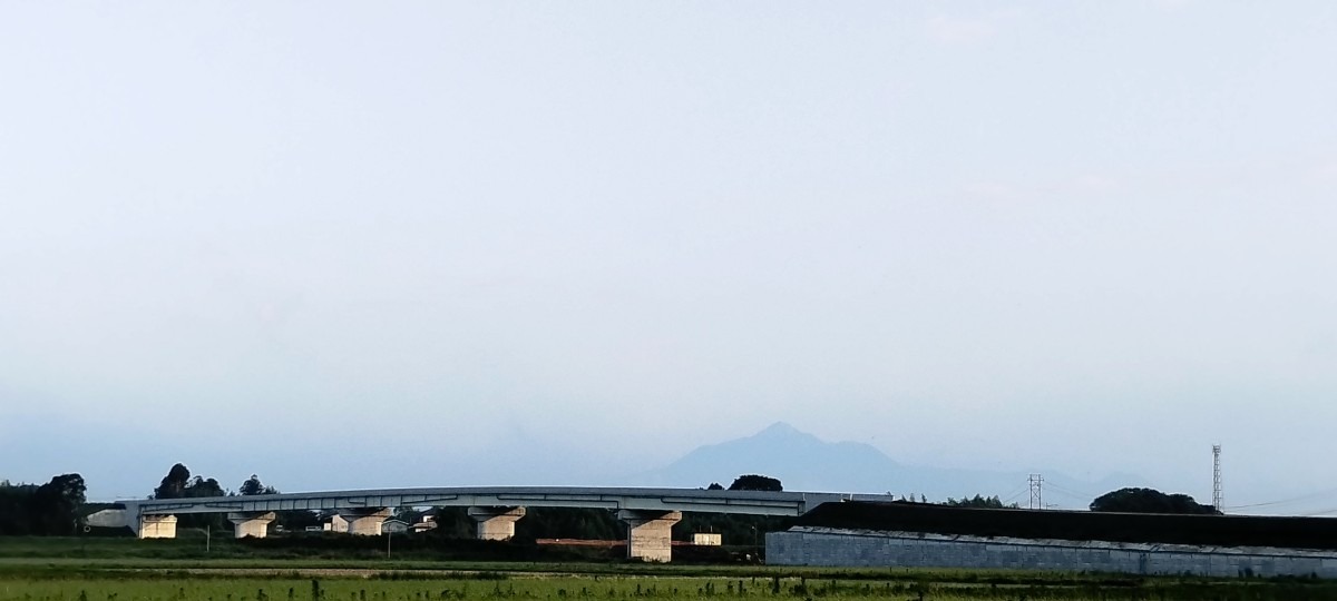 都城市（2023/5/23）今日の霧島😄（西の空）