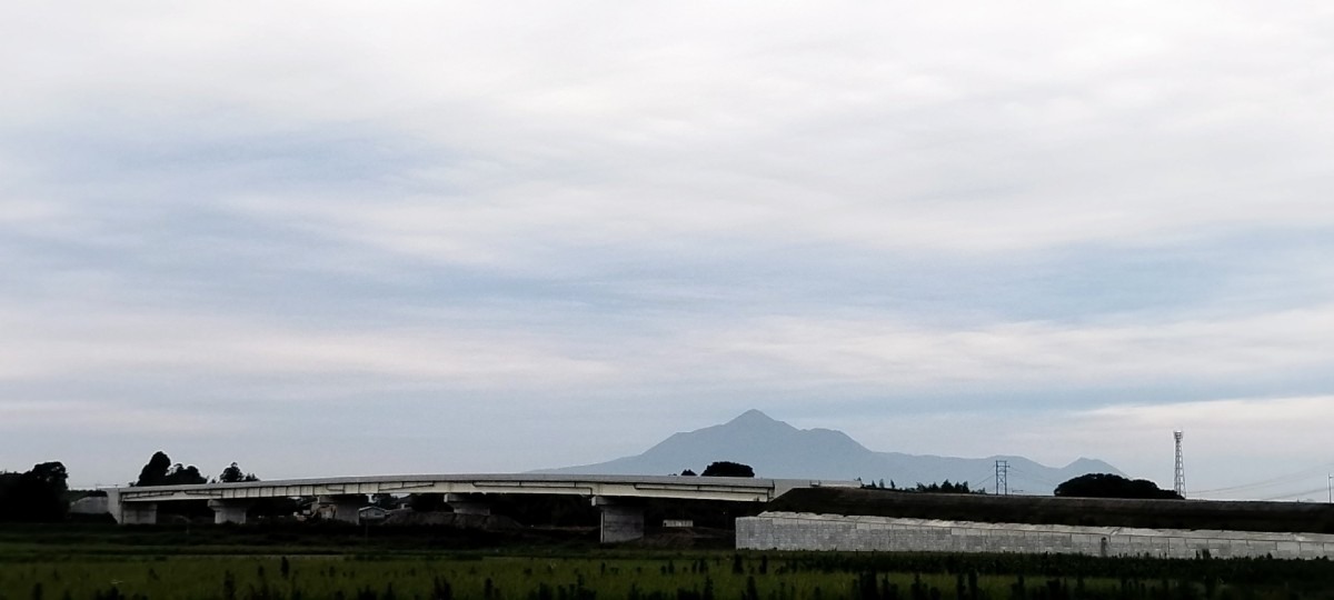 都城市（2023/6/5）今日の霧島😅（西の空）