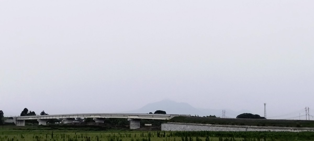 都城市（2023/6/15）今日の霧島😅↗️（西の空）