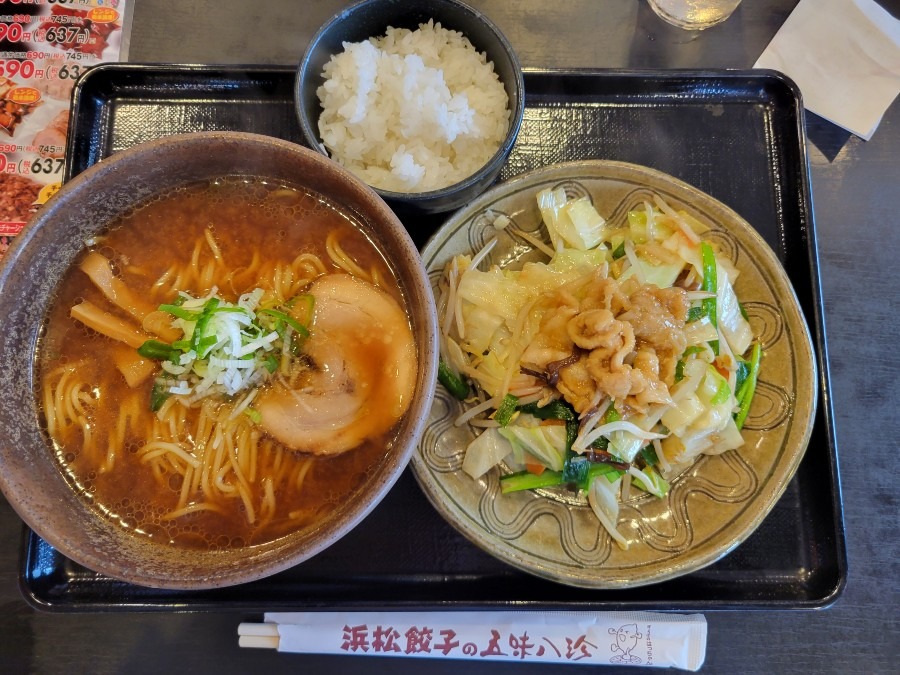 五味八珍　今週のランチセットは野菜炒めでした