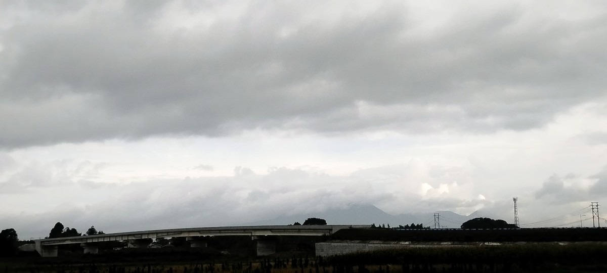 都城市（2023/6/28）今日の霧島😅↘️（西の空）