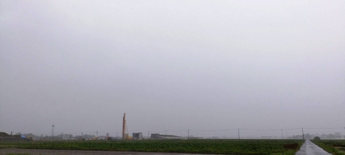 都城市（2023/6/2）今朝は雨です😓↘️（東の空）①