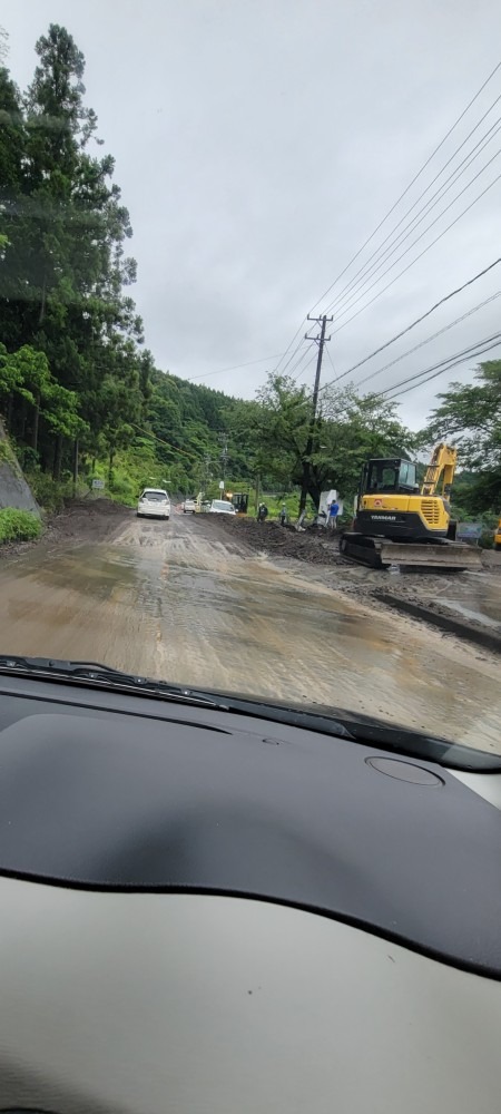 台風2号の爪跡川根温泉付近の土砂崩れ現場