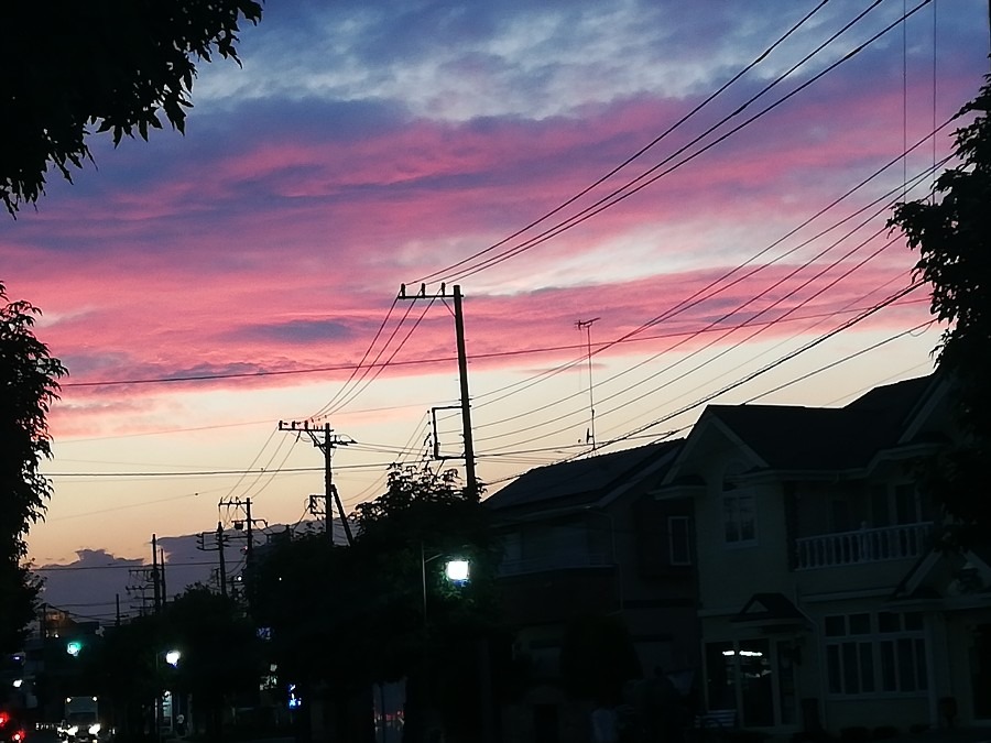 真夏の夕焼け空