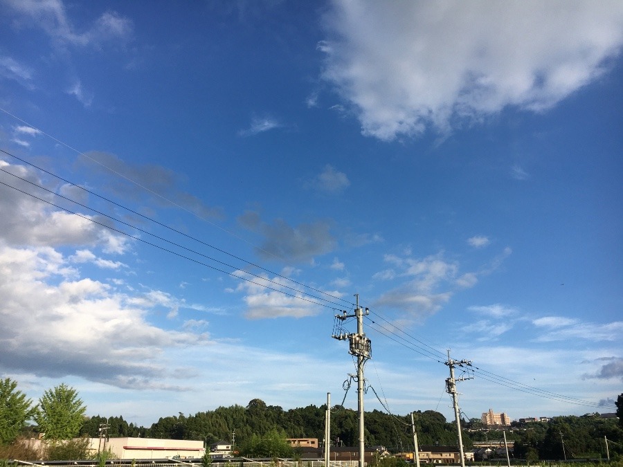 ⭕️空部→ 午前中、今日の空（≧∇≦）‼️718.