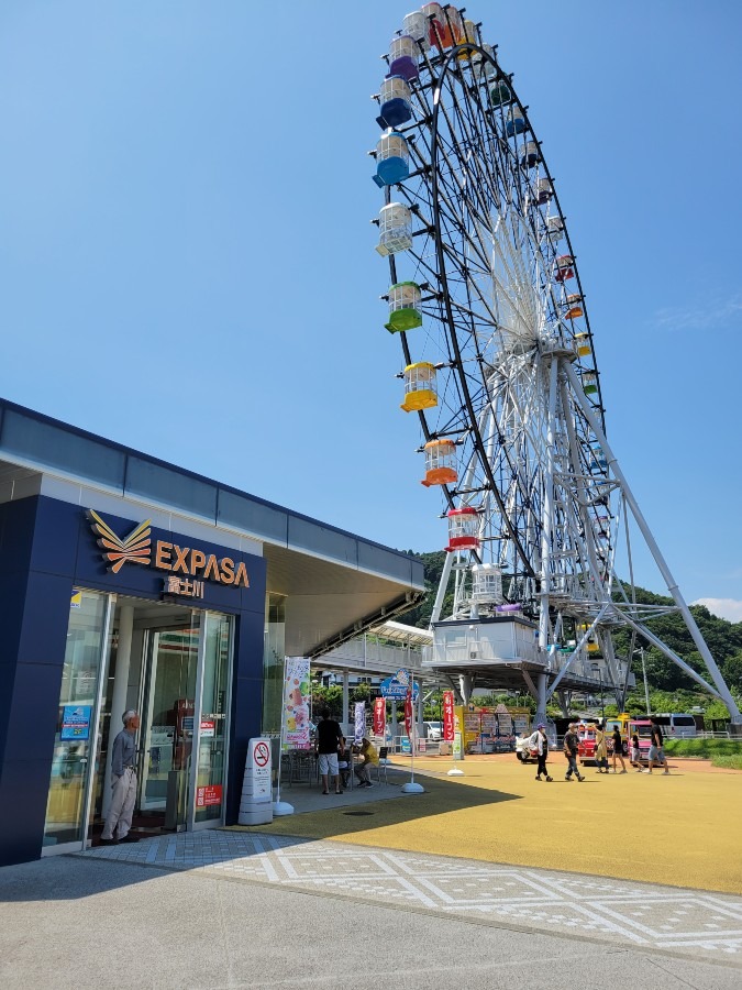 EXPASA富士川上り線にある観覧車