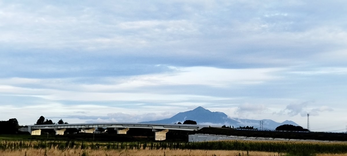 都城市（2023/7/20）今日の霧島😊（西の空）