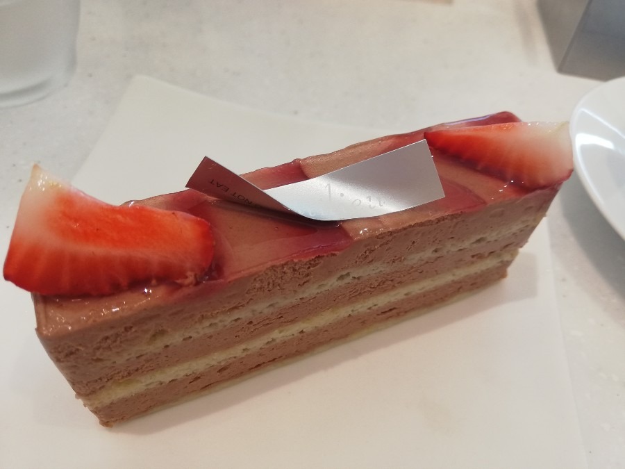 イチゴチョコクリームケーキ