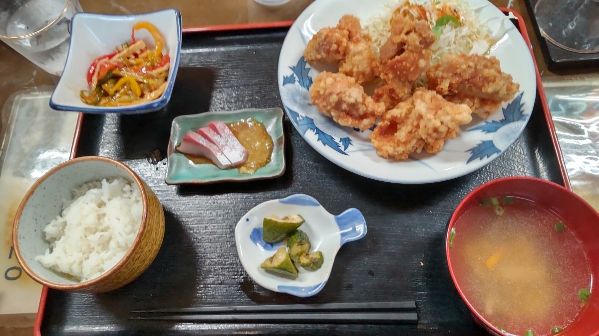 今日のお昼ごはん