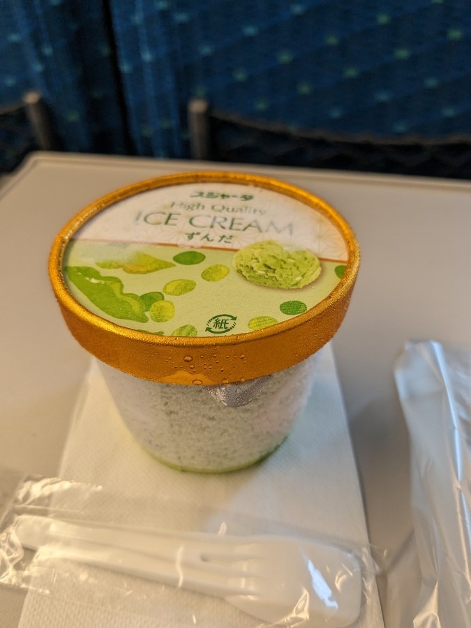 車内販売のアイスクリーム