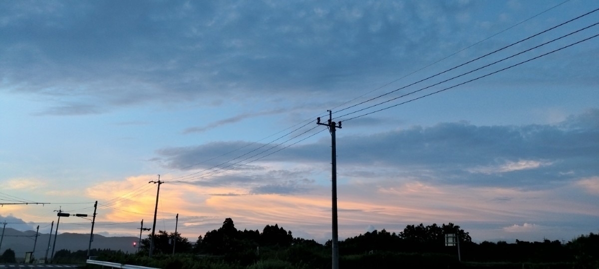 都城市（2023/8/7）今朝の朝焼け😅↗️（南の空）