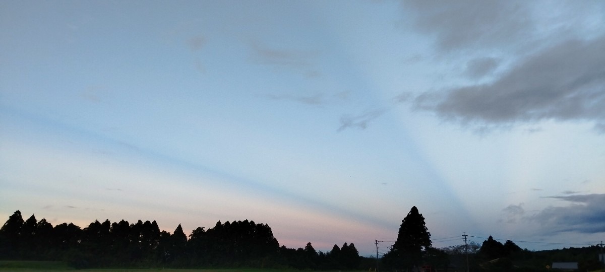 都城市（2023/8/27）今朝の朝焼け😅（西の空）