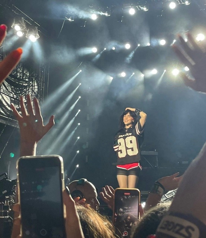 『Billie Eilish』appeared at a music festival in Budapest.