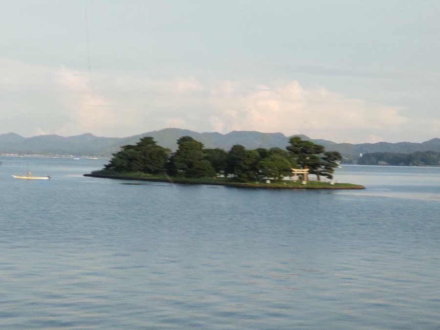 朝の嫁ヶ島としじみ漁