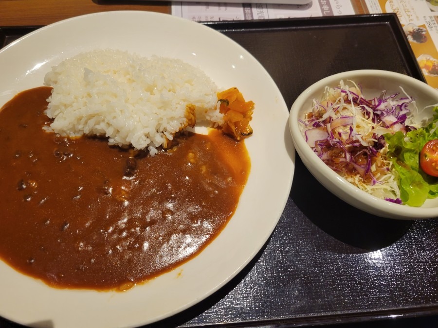 久し振りに同僚とランチをして来ました