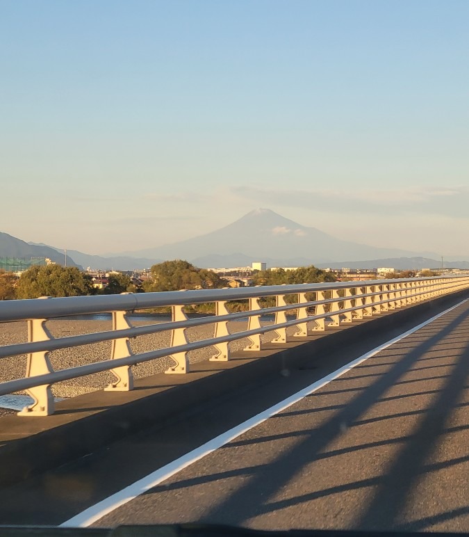 大井川最南端に架かる橋から見た今日の富士山