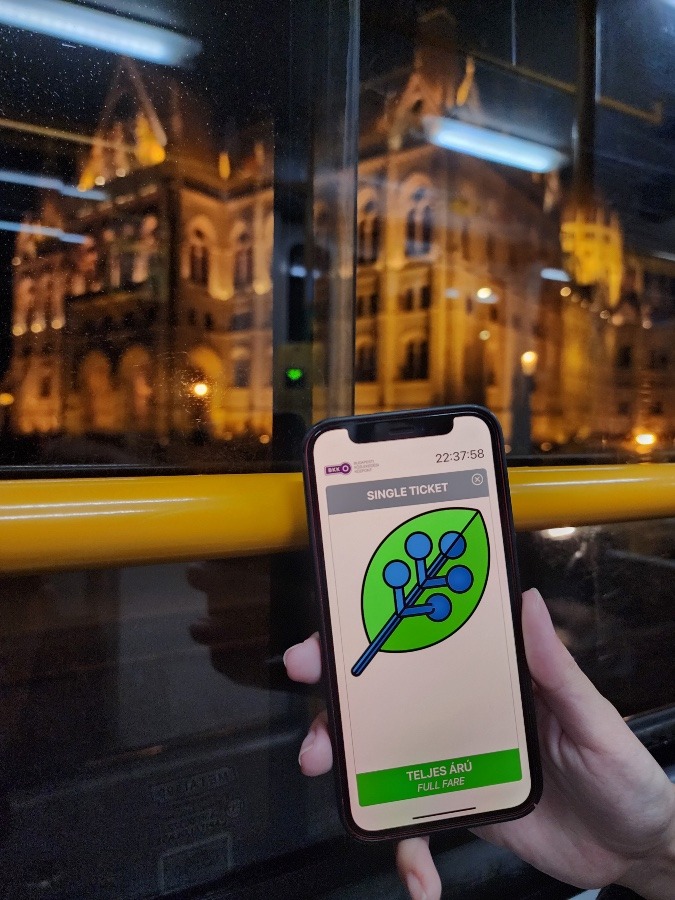 『BKK』「一緒に街を盛り上げましょう 〜 ÖSSZEHOZZUK A VÁROST!」