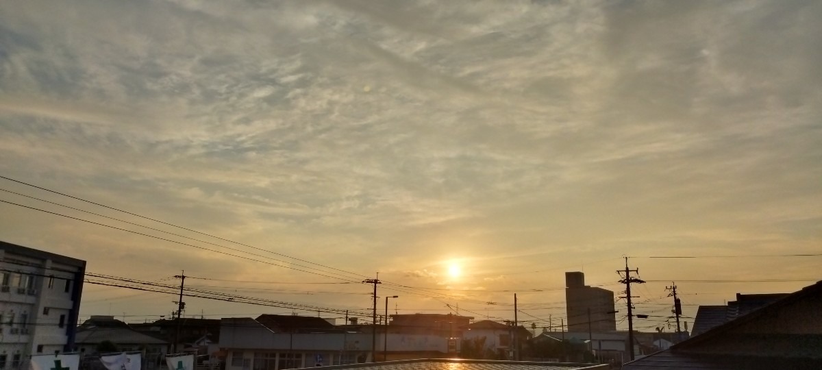 都城市（2023/10/2）今朝は晴れてます😊（東の空）③