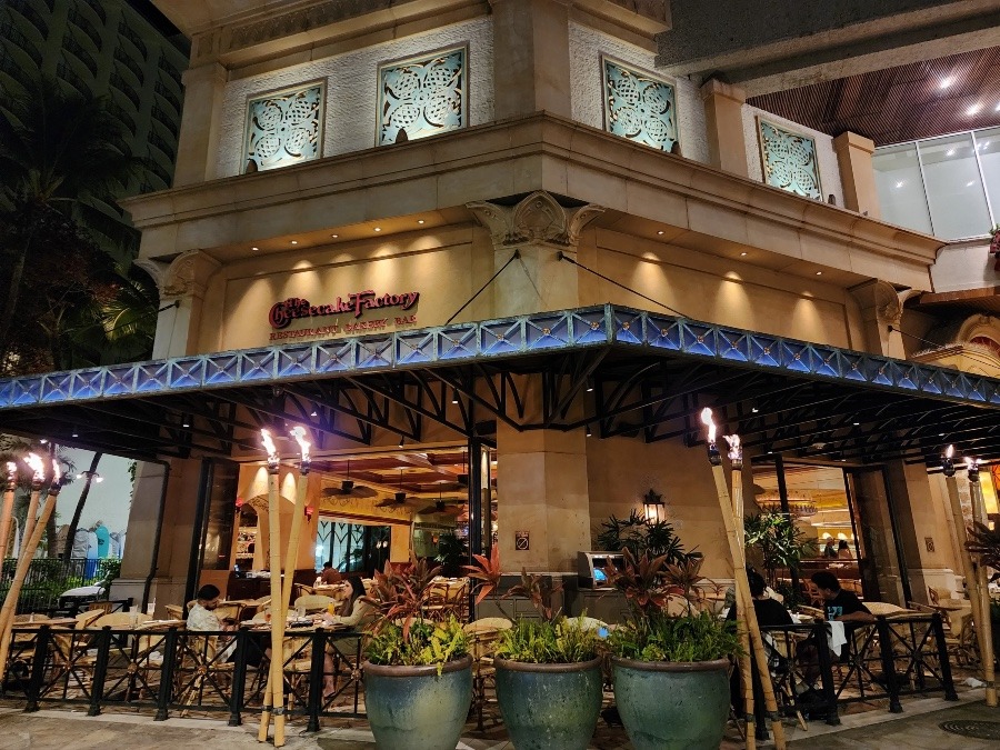 『The Cheesecake Factory』Royal Hawaiian Shopping Center