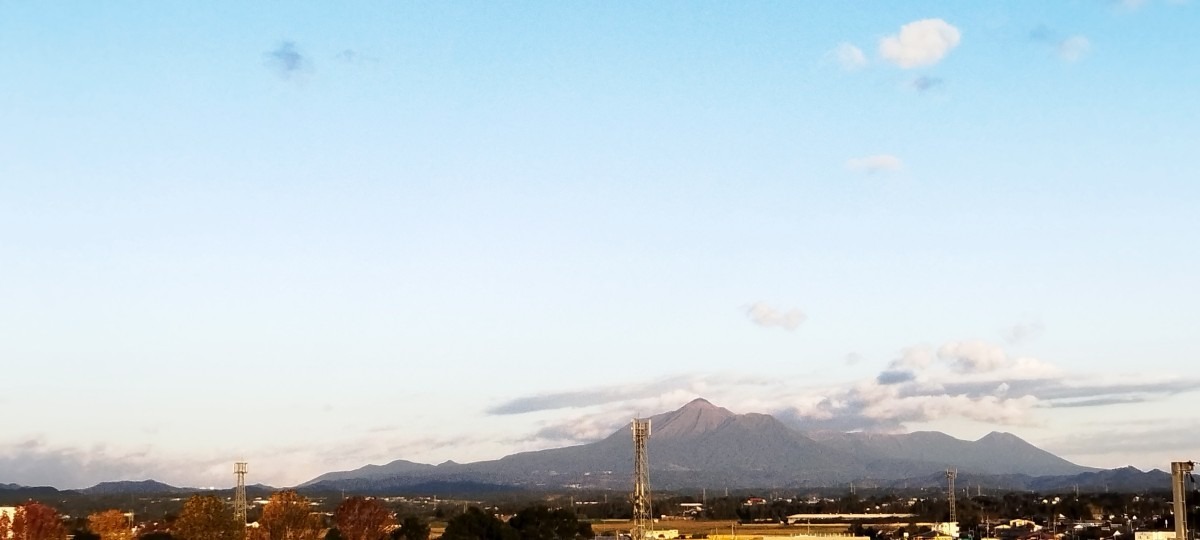 都城市（2023/11/13）今日の霧島😊（西の空）②